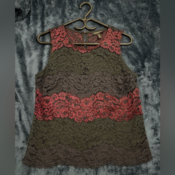 Banana Republic Elegant Lace Sleeveless Top - Red and Brown - Picture 1 of 7